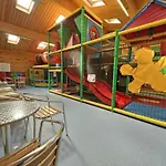 2 Bed Bungalow -25 Gower Holiday Village - Dog Friendly